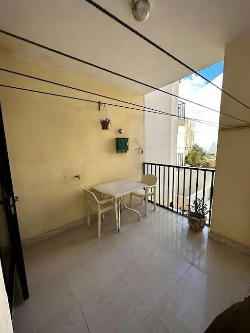 Seaview 2 Bedroom Apartment In Qui-Si-Sana, Sliema